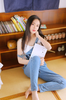 女儿的闺蜜在线